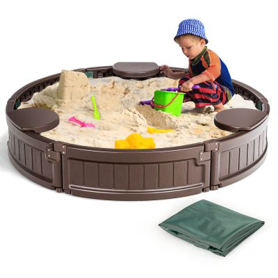 HONEY JOY Sandbox with Cover, 4FT Round Sand Pit for Backyard, 3 Built-in Seating & Bottom Drainage Liner, All Weather Resistant Sand Boxes for Kids Outdoor with LidBrown