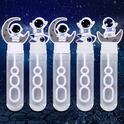 Winrayk 24 Large Astronaut Bubble Wands with Gift Box, Space Party Favors Kids Bubbles Bulk, Pinata Filler Goodie Bag Stuffer Carnival Prize Birthday Gift Summer Galaxy Outer Space Themed Party Favors