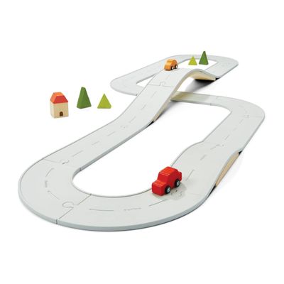 PlanToys Rubber Road & Rail Set Large Wooden Montessori Play Set | Imagination, Problem Solving and Early Movement Exploration | Eco Friendly Road and Rail Set for Meaningful Play