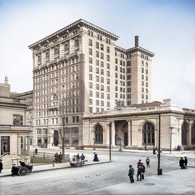 1907 Penobscot Building and State Savings Bank, Fort and Shelby Streets 11 X 14" Photo Print