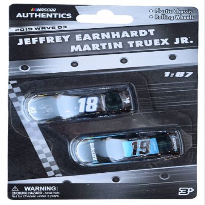 Nascar Jeffrey Earnhardt and Martin Truex JR. 2019 Wave 3