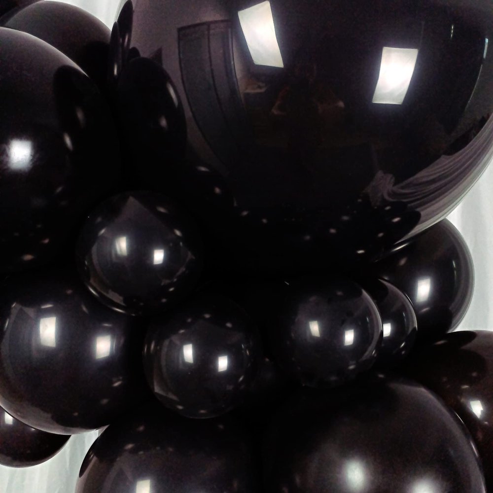 100 Pack Black Balloons Different Sizes 18 12 10 5 Inch KIRIKOU Party Balloons for Birthday Valentines Baby Shower Bridal Wedding Party Decors