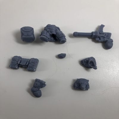 Apelan Miniature Space Mech Figure, 3D Printed Resin - 28mm Scale Table Top War Gaming