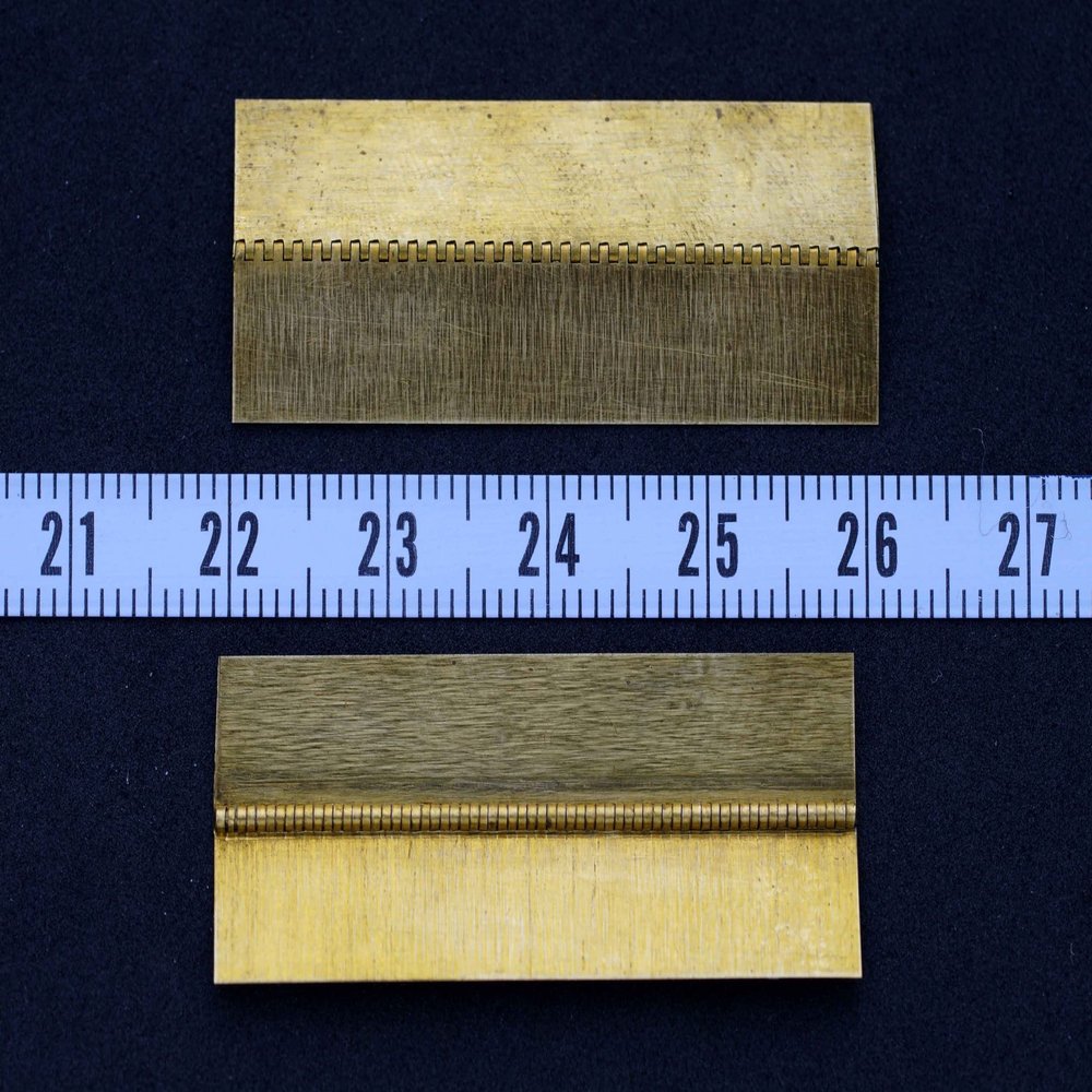 Mini World MW0029-1/32, 1/48, 1/72 Continuous Piano Hinges (2 Pieces) New