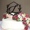 Vinisong Personalized Letter Cake Toppers Initials L Cake Topper Black Acrylic Cake Decoration Wreath Cake Topper Perfect for Birthday Wedding Anniversary Party(L,09) view 4