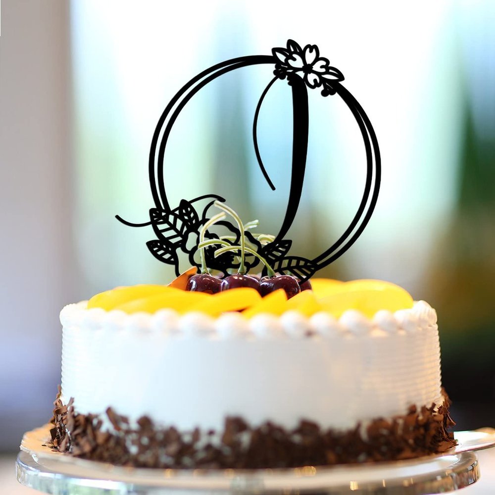 Vinisong Personalized Letter Cake Toppers Initials J Cake Topper Black Acrylic Cake Decoration Wreath Cake Topper Perfect for Birthday Wedding Anniversary Party(J,05)
