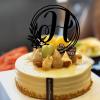 Vinisong Personalized Letter Cake Toppers Initials H Cake Topper Black Acrylic Cake Decoration Wreath Cake Topper Perfect for Birthday Wedding Anniversary Party(H,07) view 3