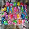 HOZKEAP 26 Packs Bluk Sea Animal Octopus fishs dolphins turtles sharks whales mini Pop Keychain,Birthday Party Favors Supplies summer students Prize , Backpack Charms Classroom Prizes view 2