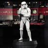 DIAMOND SELECT TOYS LLC DCD 40TH PX SW MILESTONES EP4 Trooper HAN Solo Statue view 2