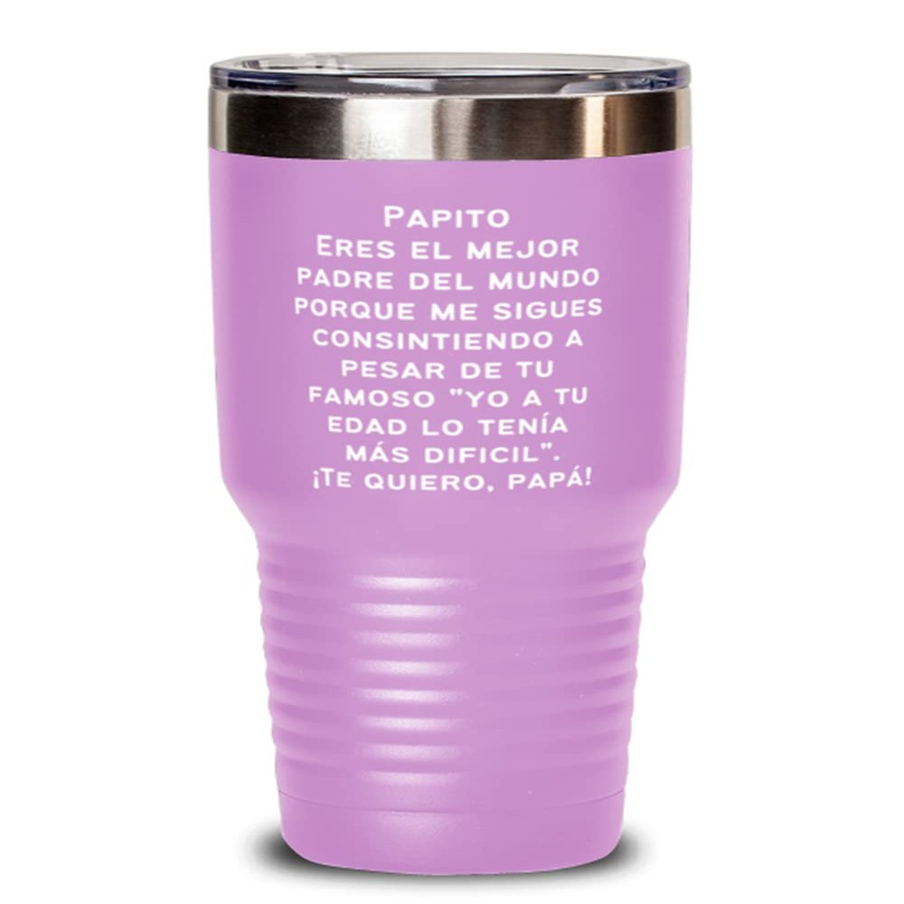 Papito.Eres el mejor padre del mundo porque me sigues consintiendo a pesar de tu famoso