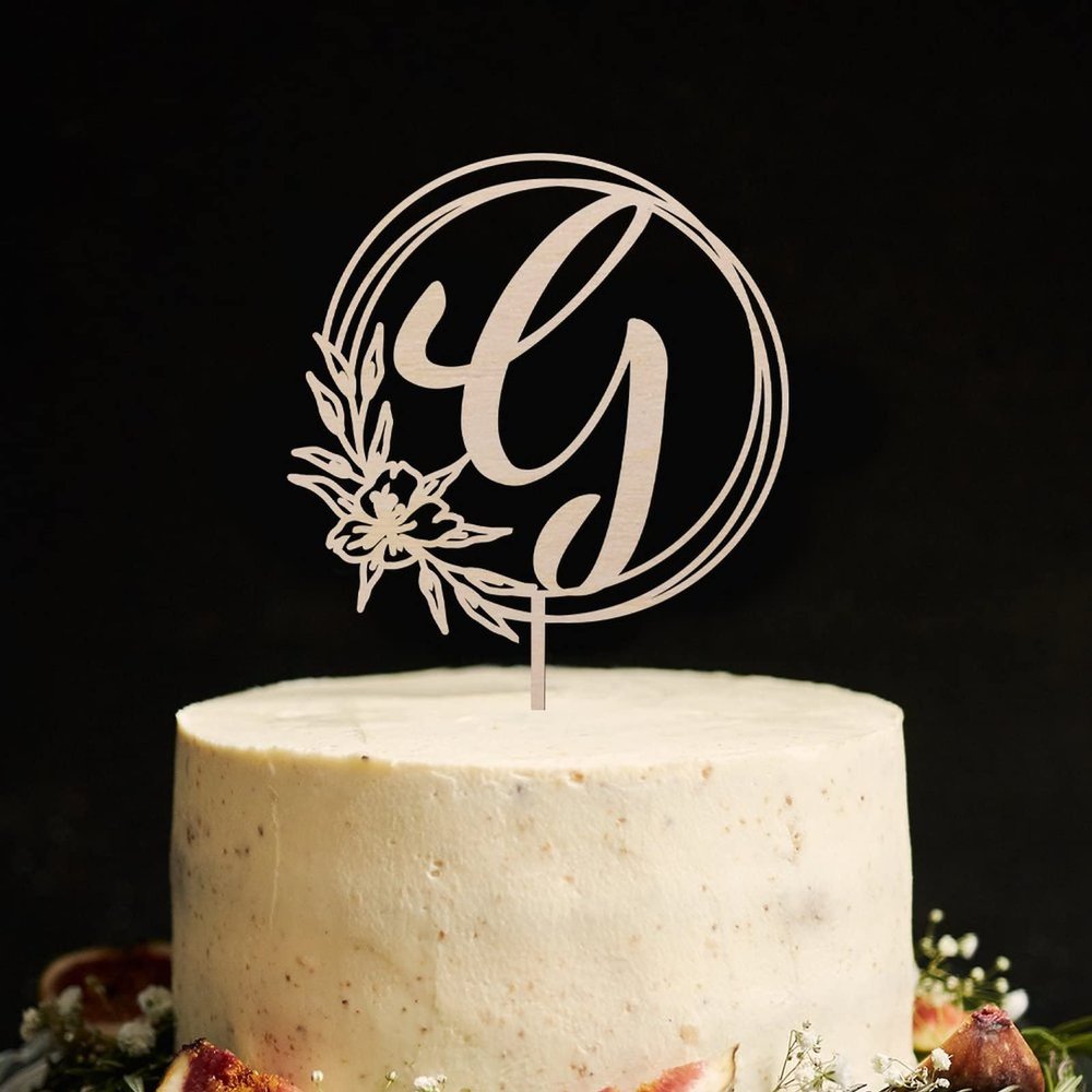 Vinisong Personalized Initials Cake Topper Wreath Letter G Cake Topper Wood Monogram Cake Topper Rustic Wedding Cake Topper Birthday Cake Decoration(Design 10,G)