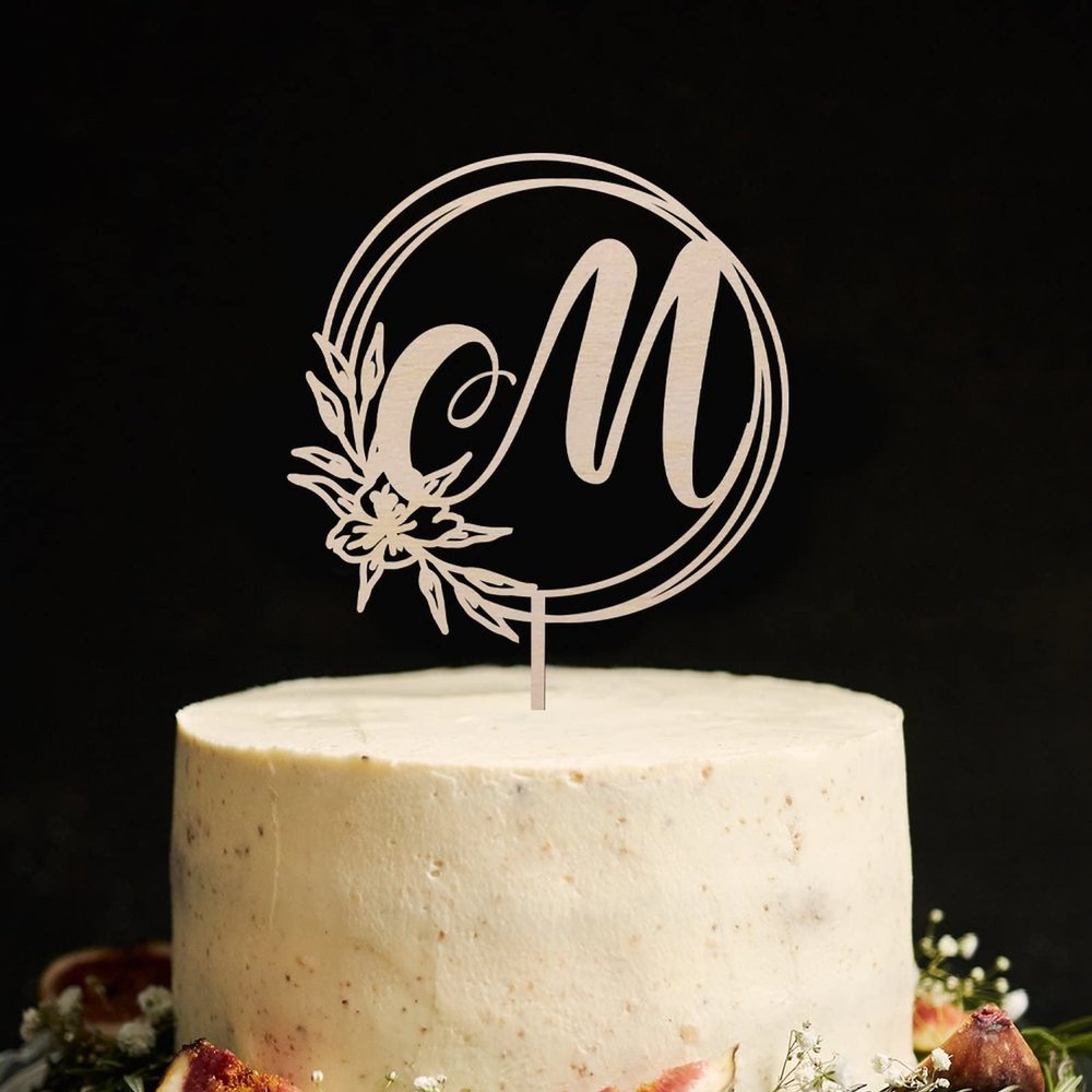 Vinisong Personalized Initials Cake Topper Wreath Letter M Cake Topper Wood Monogram Cake Topper Rustic Wedding Cake Topper Birthday Cake Decoration(Design 10,M)