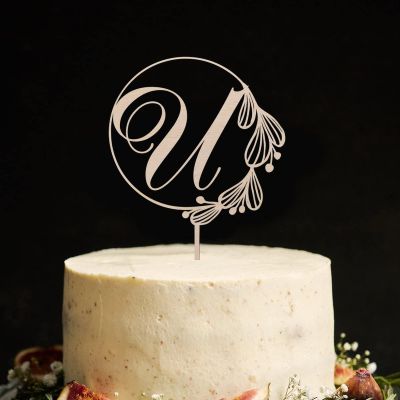 Vinisong Personalized Initials Cake Topper Wreath Letter U Cake Topper Wood Monogram Cake Topper Rustic Wedding Cake Topper Birthday Cake Decoration(Design 09,U)