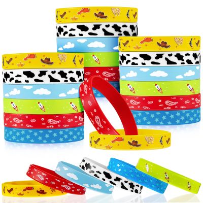 Deekin 36 Pcs Western Party Bracelets for Boy and Girl Cow Pattern Printed Rubber Bracelets Cartoon Story Themed Silicone Stretch Wristbands Blue Sky White Cloud Birthday Party Favor for Boy Girl