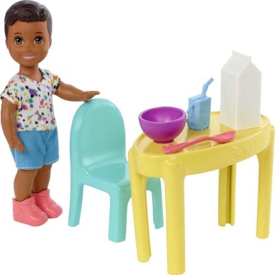 Barbie Skipper Babysitters Inc Small Doll and Accessories Playset with Toddler Boy Doll, Table, Chairs and 4 Food-Themed Pieces