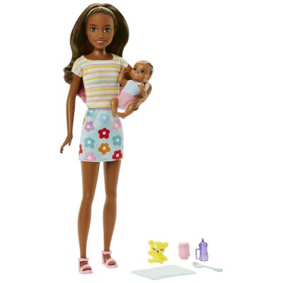 Barbie Skipper Babysitters Inc Doll & Accessories Set with Brunette Doll in Flowered Skirt, Baby Doll & 4 Themed Pieces