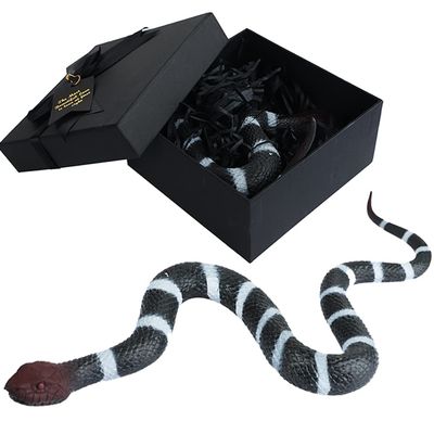 haozaikeji Prank Gift Box Halloween Surprise Horror Box Realistic Snake Mouse Bug Toys Creative Prank Toy Kit Party Favors Decorations April Fools Day