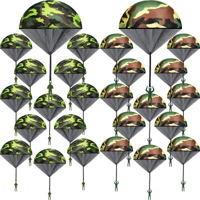 60 Pcs Army Camo Parachute Toys Hand Throwing Camo Parachute Men Toy Plastic Soldiers Army Toy Parachute Army Action Figures Hand Throw Outdoor Flying Gifts for Boys Girls Outdoor Party Game, 2 Styles