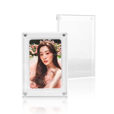 Baskiss 2 Pack Magnetic Card Holders, 66 x 91 mm Card Cares Clear Trading Cards Cases Protectors for Kpop Photocard Sports Card Baseball Card Basketball Card Trading and Display (Single Slot)