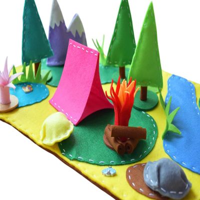 Camping Felt Play Mat, Waldorf Play Set, Small World for Kids, Pretend Play, Travel Educational Toy, Playscape Children Activity Imagination, Camping Adventure Toy, Interactive Play Set