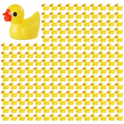 200 Pieces Mini Resin Ducks Tiny Duck for Garden Micro Landscape Ornament Dollhouse Prank Christmas Falloween Birthday Party Favors DIY Decoration Craft