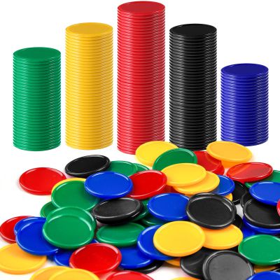 Coopay 500 Pieces Plastic Learning Counters Disks Bingo Chip 5 Colors Counting Discs Markers for Math Practice and Poker Chips Game Tokens Kids Reward, 1 Inch (Red, Blue, Black, Green, Yellow)