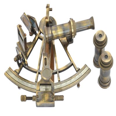 WOANIN Brass Nautical Sextant Vintage Antique Astrolabe Ship Navigation Instrument Celestial & Nautical Sextant with Two Extra Sighting Telescope/Astrolabe Sextant Tool (7" Inch, Antique)