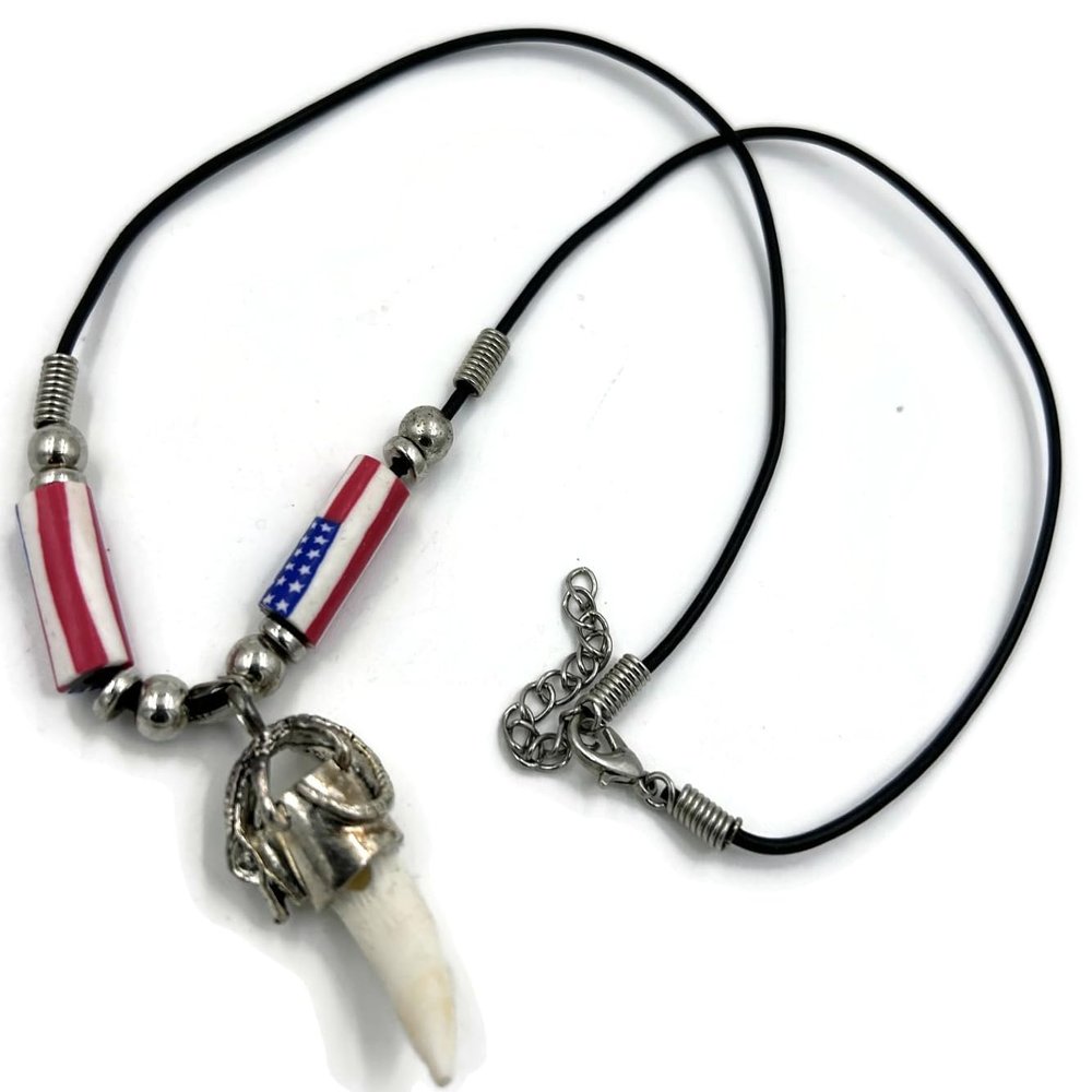 Alligator Tooth Necklace GT35 Gator New Orleans Louisiana Cajun Creole Voodoo Bayou Genuine