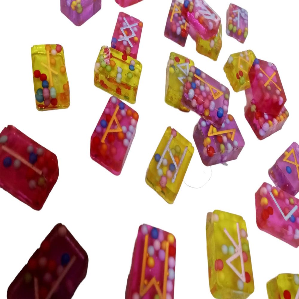 Bifrost Runes/Runestones/Elder futhark (Prismatic/deep purple)