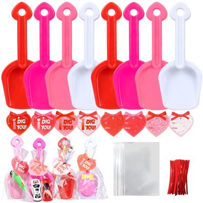 Giiffu 28PCS Valentine Plastic Shovels Toy with I DIG YOU Love Tags, 28 Candy Bags with Ties for Valentine's Party Favors Supplies, Valentine's Toys, Classroom Exchange Prizes Valentine's Gifts