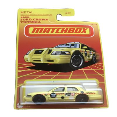 Matchbox 2006 Ford Crown Victoria 10/12 (Yellow)