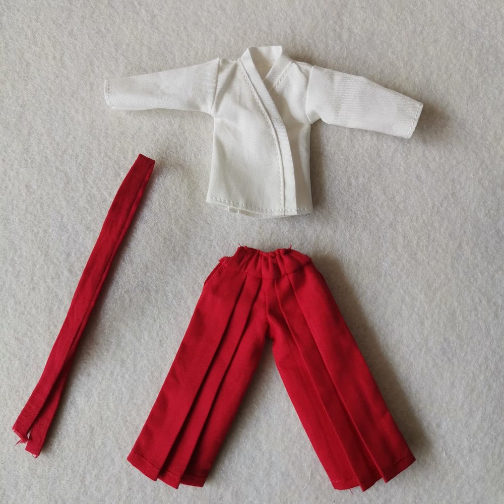 1/12 Samurai Kimono Clothes for 6" 6 inches 1:12 Action Figure Doll Clothes (White top&red Trousers)