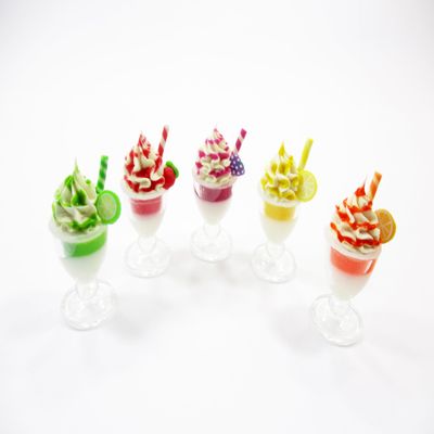 Dollhouse Miniature Food 5 Ice Cream Beverage Dollhouse Food Accessories 1:6 16312