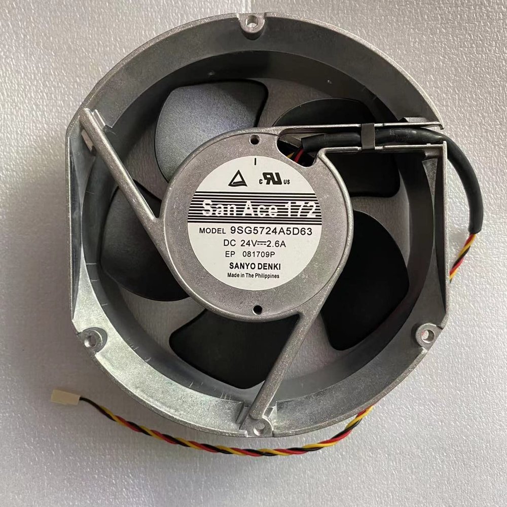 9SG5724A5D63 Fans DC24V 2.6A 17215051mm Cooling Fan