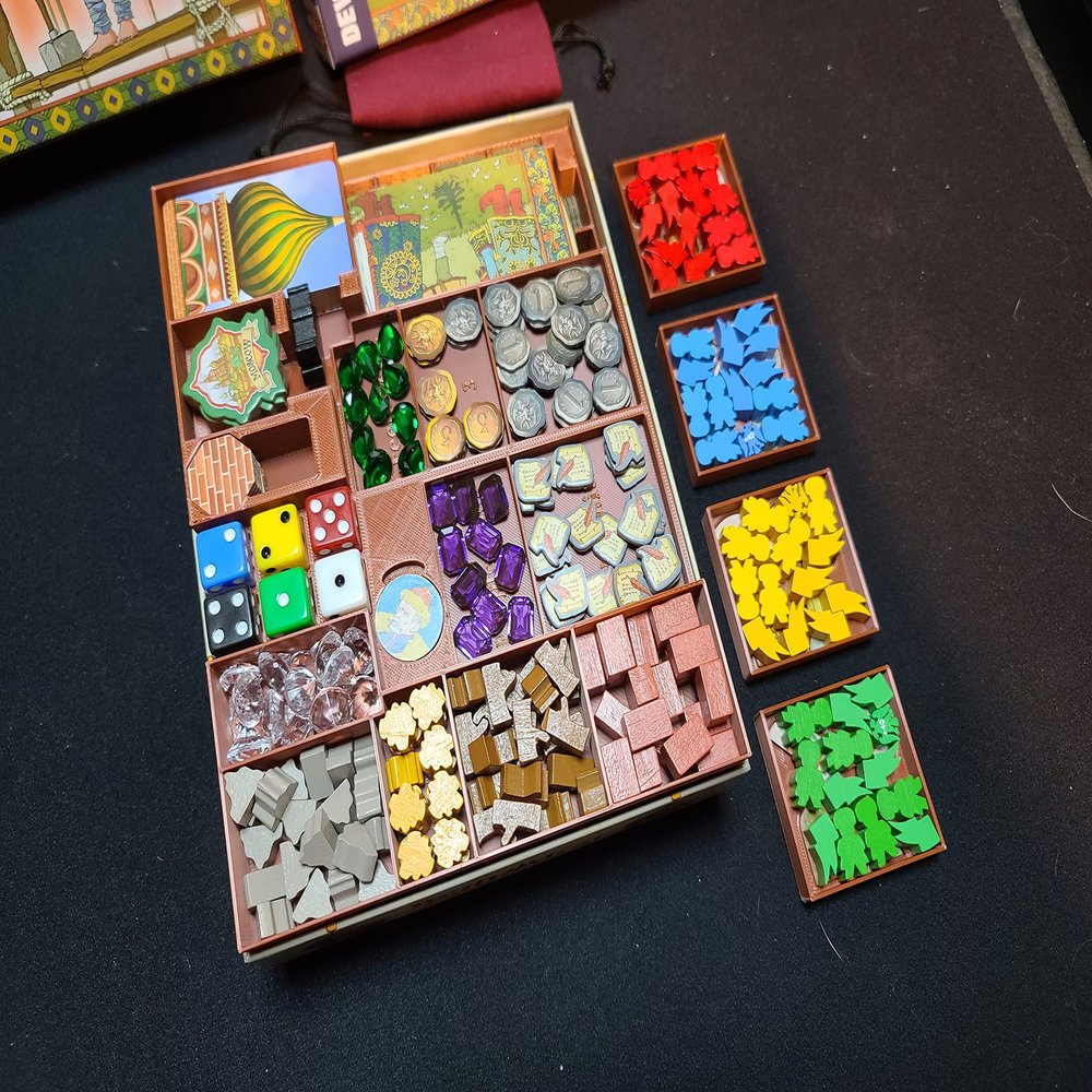 Insert / Box Organizer for The Red Cathedral +Contractors Expansion
