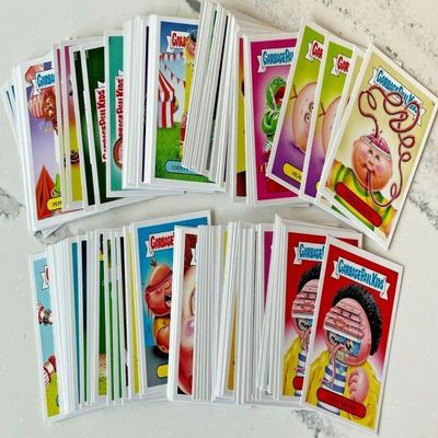 Topps Garbage Pail Kids 2015 Series 1 Complete 132-Sticker A/B Card Base Set GPK