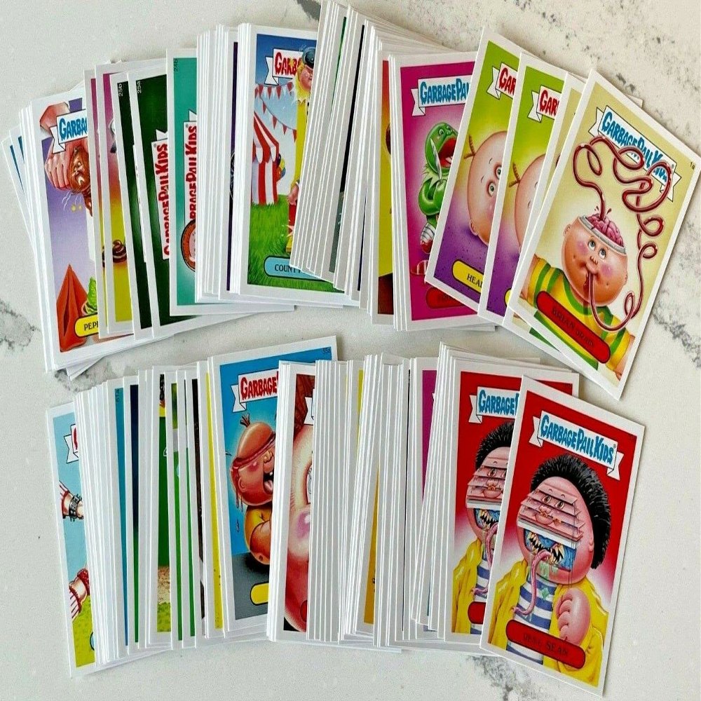 Topps Garbage Pail Kids 2015 Series 1 Complete 132-Sticker A/B Card Base Set GPK