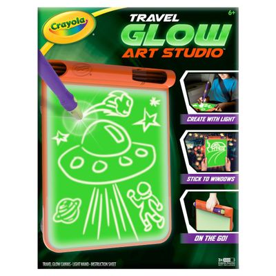 Crayola Travel Glow Art Studio, Glow in The Dark Toys, Kids Gifts for Girls and Boys, Ages 6, 7, 8, 9