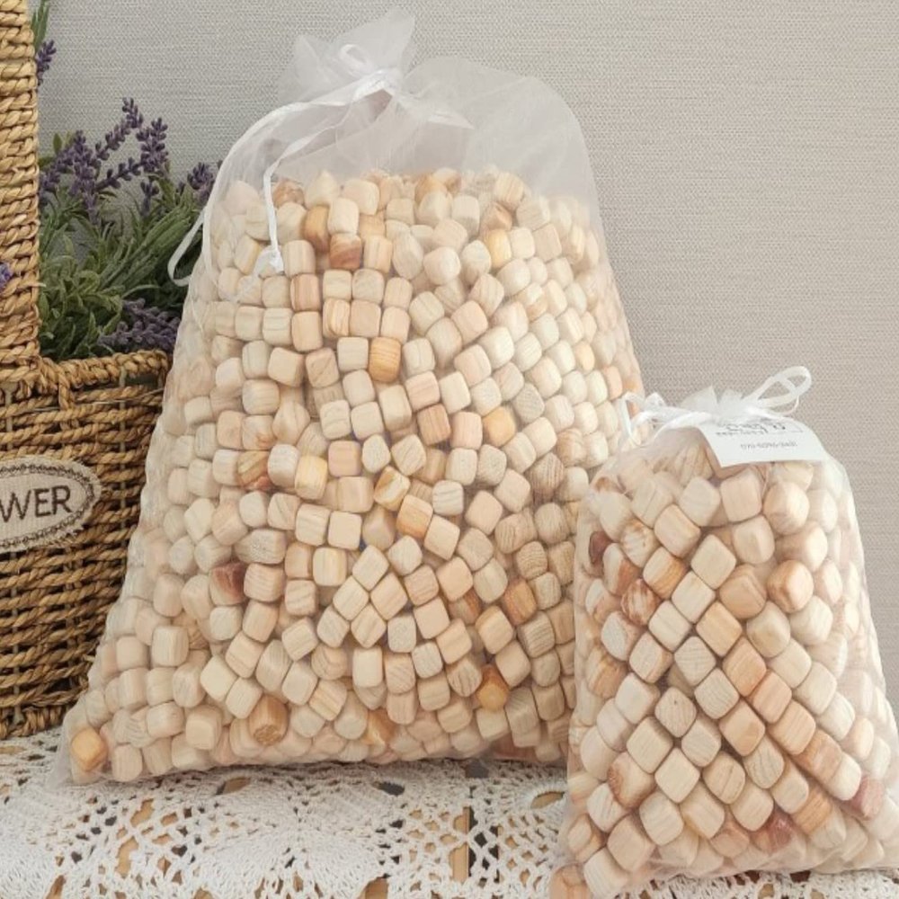 Hinoki Scented,Hinoki Cube, Hinoki Chip Play Pillow Net Cube 1kg (10mm) + 4 net Bag