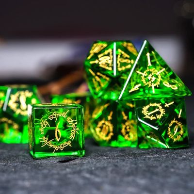 Wemune Role Playing Dice Pretty Green Peridot DND Dice Set with Elf Whispers, Dungeons and Dragons Polyhedral Dice Set for Table Games, TRPG