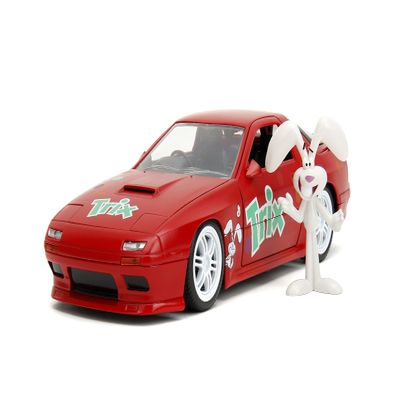Jada General Mills Trix 1:24 1985 Mazda RX-7 Die-cast Car & 2.75" Trix Rabbit Figure, Toys for Kids and Adults