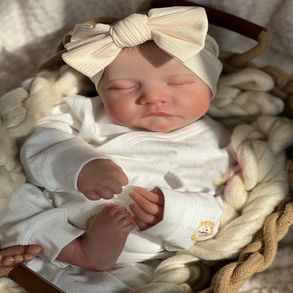 Pinky Reborn Baby Dolls - 19 inches Realistic Newborn Soft Vinyl Baby Dolls That Look Real Child Toys with Outfit & Accessories