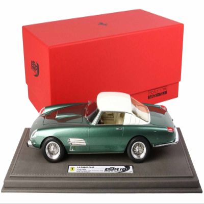 Superfast 4.9 S/N 0719SA Green Met w/White Top Cavallino Classic (2008) w/Display CASE Ltd Ed to 64 pcs Worldwide 1/18 Model Car by BBR CARS1819 B
