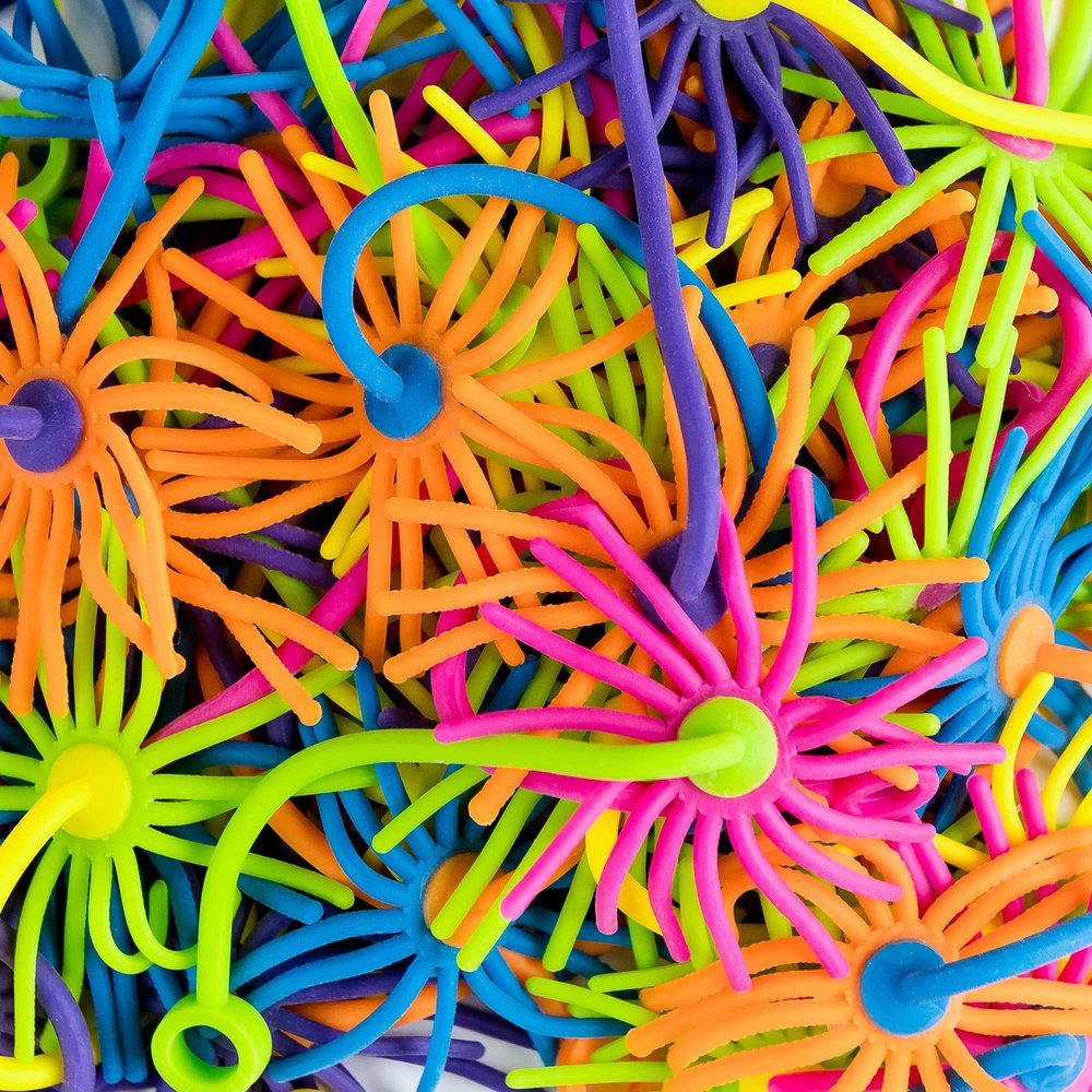 Entervending Yoyo Toys for Kids - 50 Pcs Noodle Yo Yo Toy for Party Favors - Easter Egg Fillers - Goodie Bag Supplies and Pinata Stuffers - Prizes for Kids Classroom - Vending Machine Toy