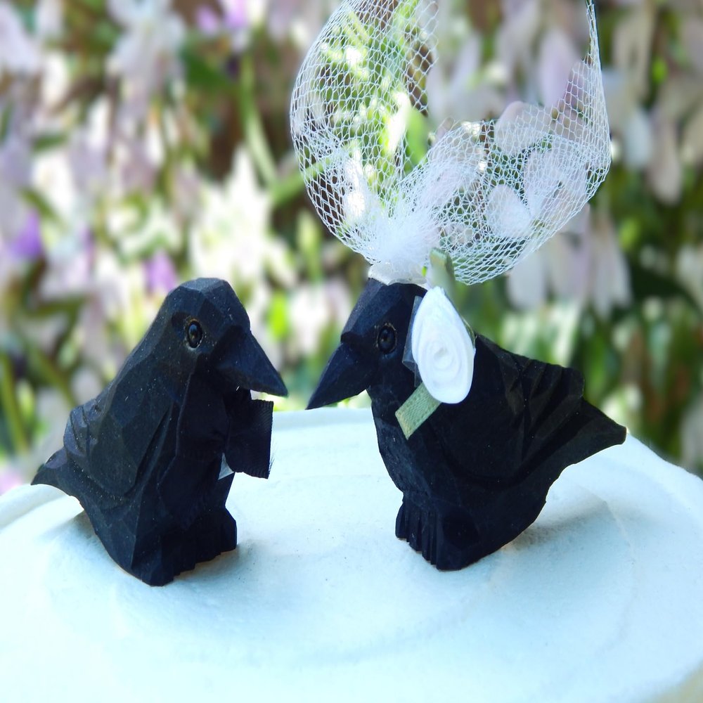 Raven Crow Black Birds Cake Topper Bride & Groom Wedding Engagement Anniversary Carved Wood Statue