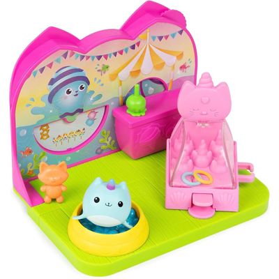 DreamWorks Gabbys Dollhouse Kitty Narwhals Carnival Room, with Toy Figure, Surprise Toys and Dollhouse Furniture, Kids Toys for Girls and Boys 3+