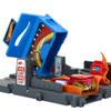 Hot Wheels Fuel Station Shift Station Essence Tankstelle view 2