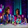 Monster High Student Lounge Playset, Doll House Furniture and Themed Accessories with Two Pets and Working Vending Machine view 2