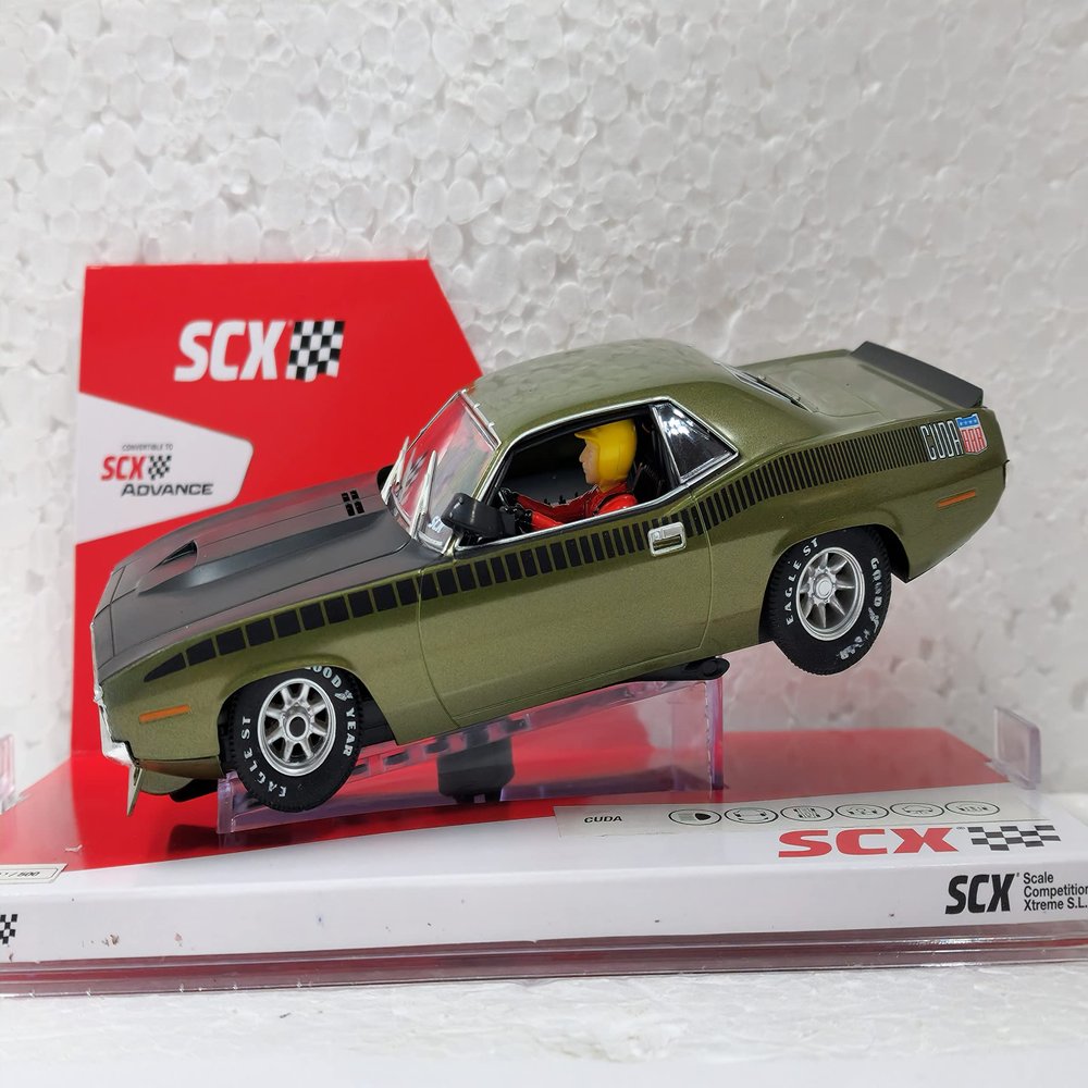 SCX U10442X300 Plymouth Trans Am AAR CUDA 1970 1:32 Slot Car (Ivy Green Metallic)