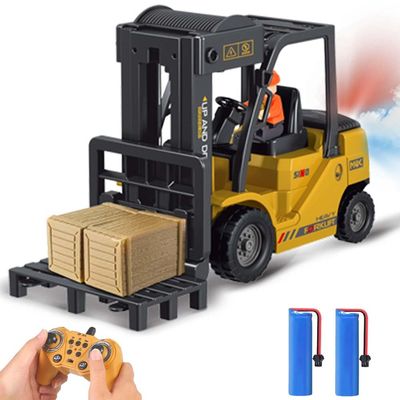 11 Channel RC Forklift - 1:24 Scale Construction Truck Toy, Yellow, 3+ Years, Male, Children